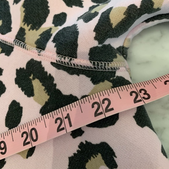Brunette the Label x Juicy Couture pink leopard print Brunette sweat shirt M|L - Picture 5 of 8